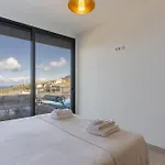 Casa Mozart I Sea View, Pool & Ac Retreat Apartment