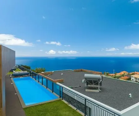 Apartment Casa Mozart I Sea View, Pool & Ac Retreat *