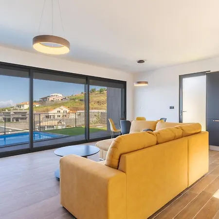 Casa Mozart I Estreito Da Calheta