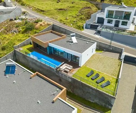 Appartement Casa Mozart I Sea View, Pool & Ac Retreat *